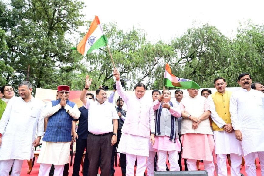 देहरादून में सीएम धामी की तिरंगा यात्रा: एकता और अखंडता का संकल्प लें